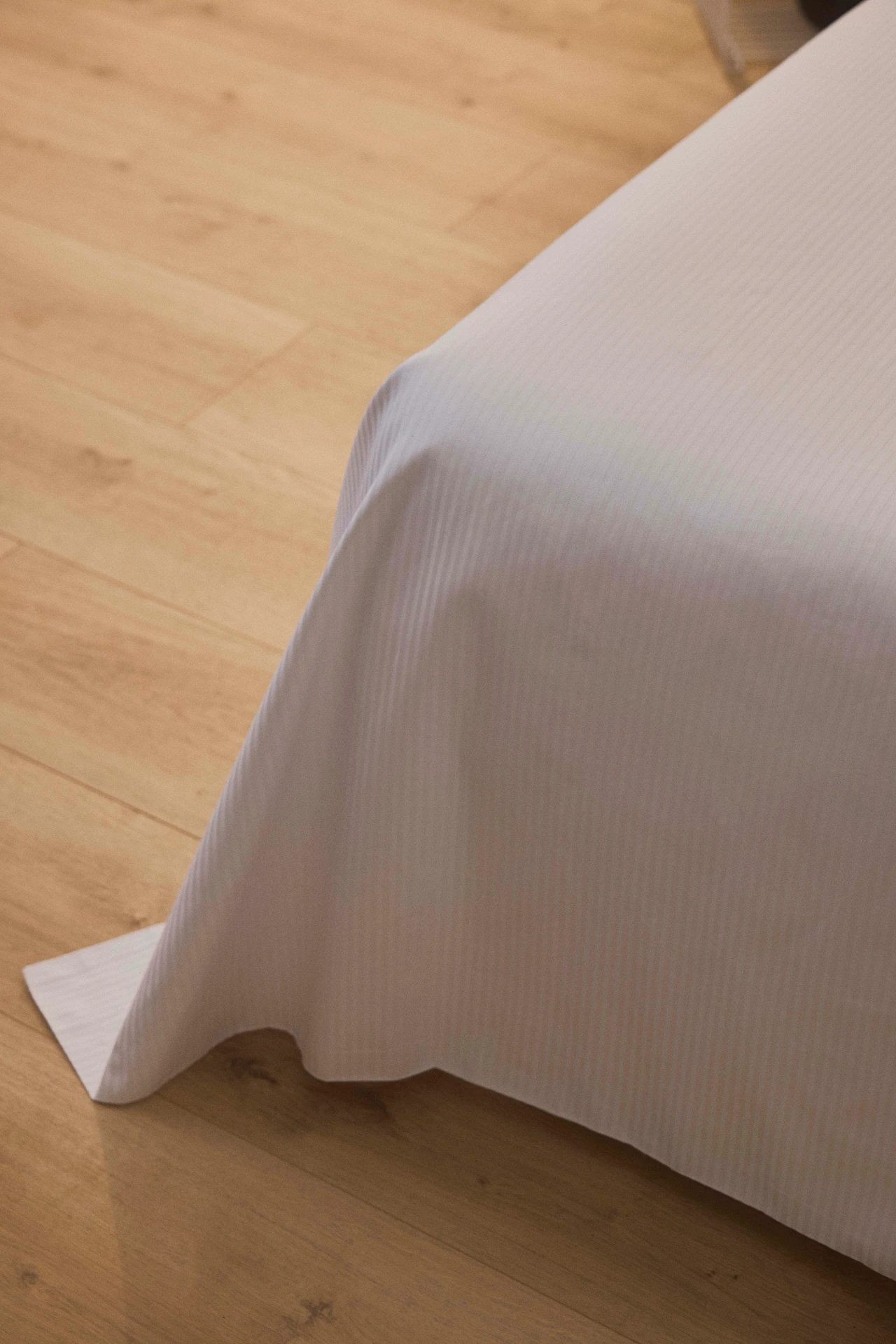 Bettwäsche Minori  2mm Streifen Hotelverschluss 20 cm